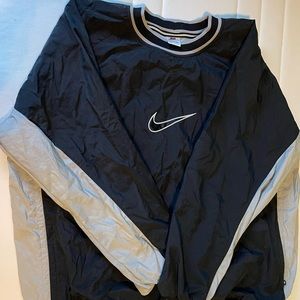 Vintage Nike swoosh windbreaker